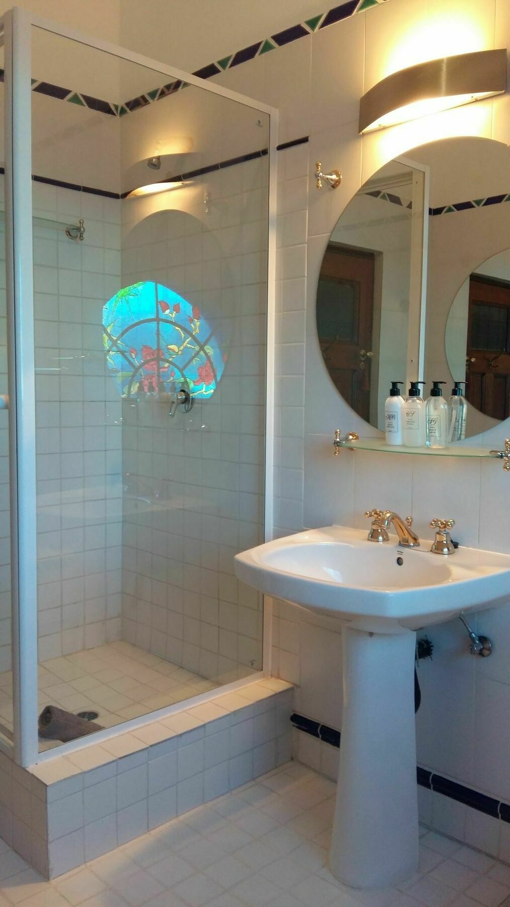 Le Must Residence Ъпингтън Екстериор снимка